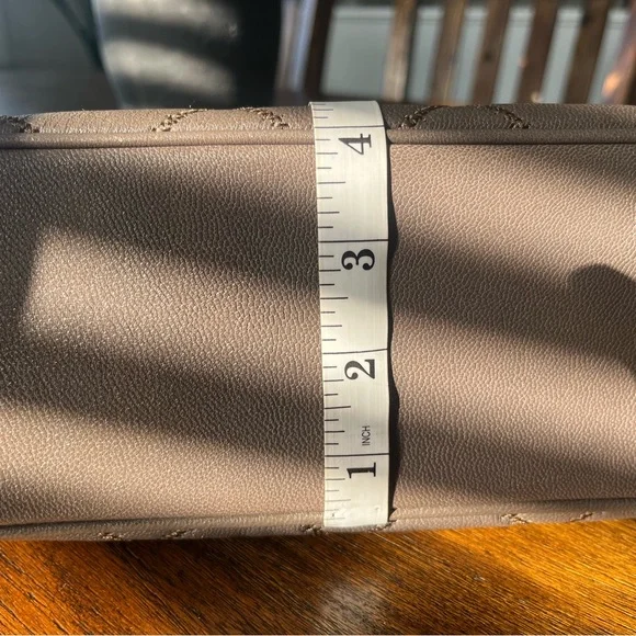 Tory Burch Willa Grey Quilted Versatile Shoulder Crossbody Bag - Picture 15 of 15